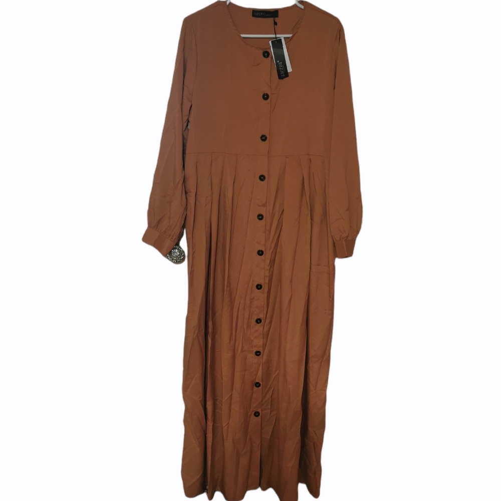 𝅺Zanzea dress tight across my chest...ironed and ready to go..never worn